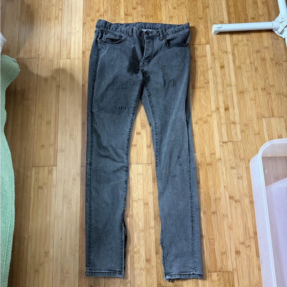 MNML Skinny Jeans